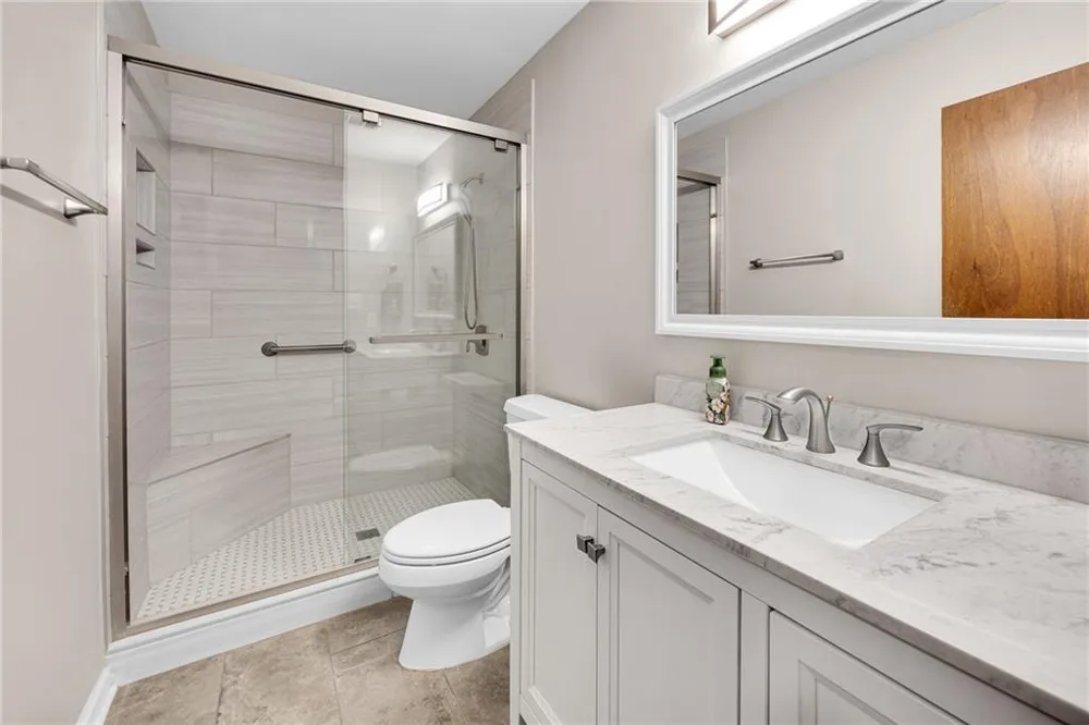 140 Hickory Drive Stockbridge, GA 30281