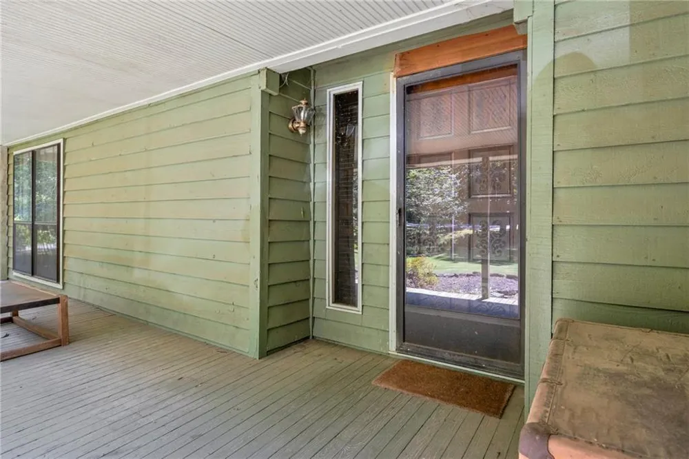 140 Hickory Drive Stockbridge, GA 30281