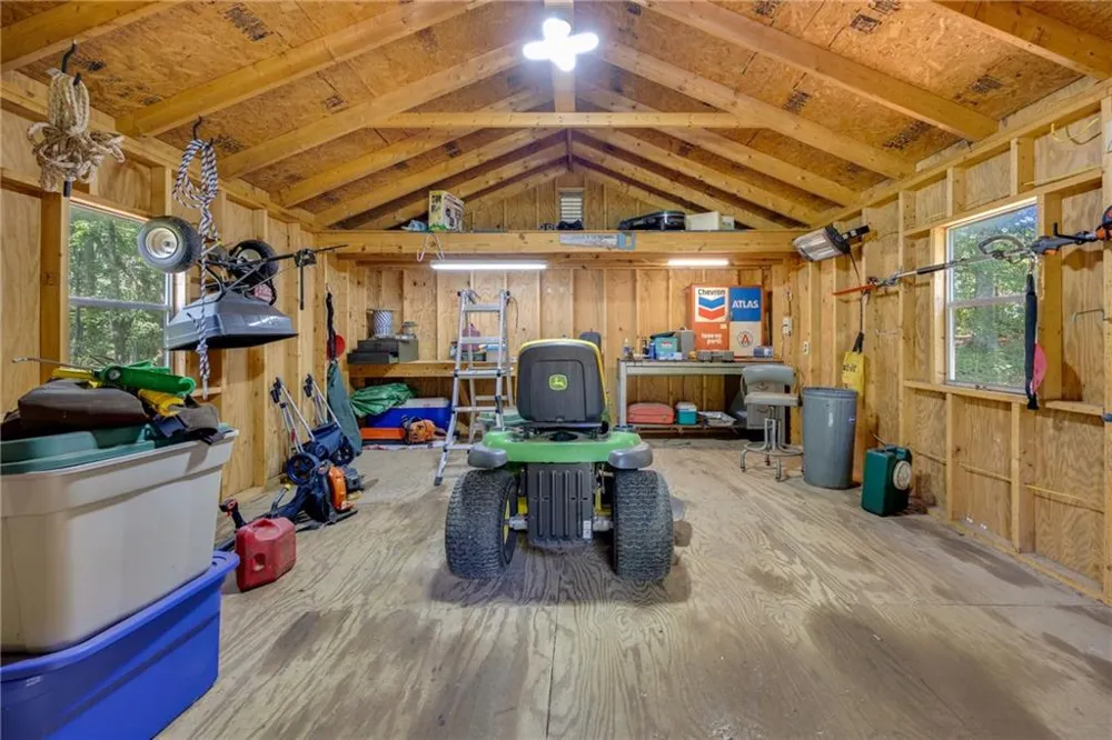 140 Hickory Drive Stockbridge, GA 30281