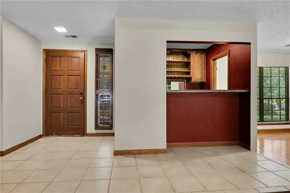 140 Hickory Drive Stockbridge, GA 30281