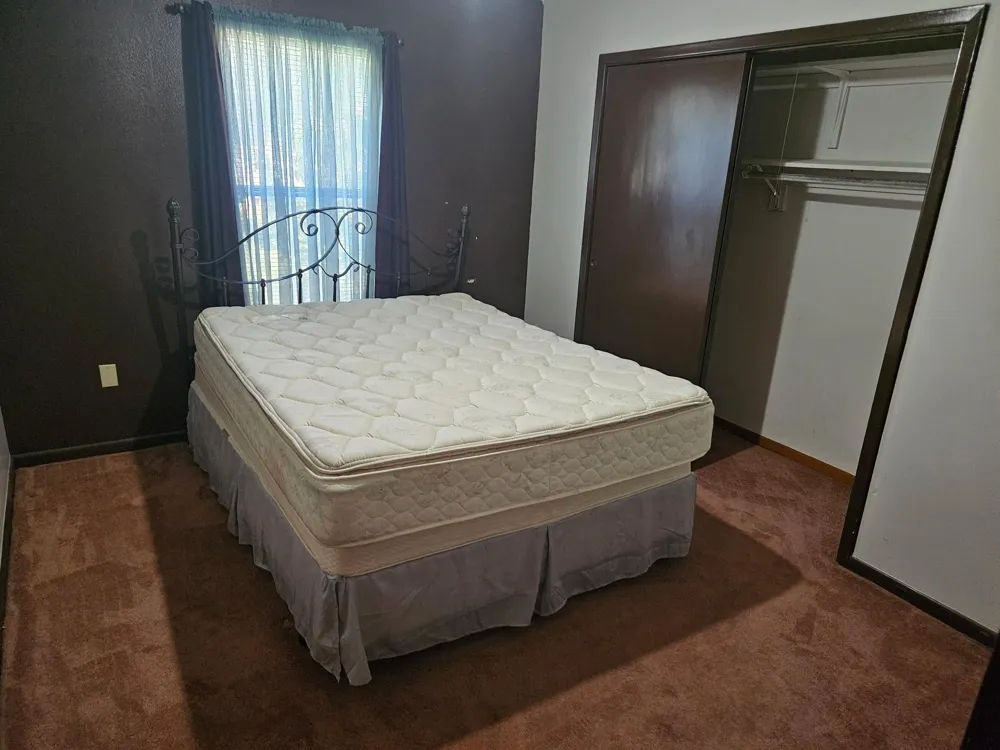 707 Willow Avenue Cleveland, TX 77327