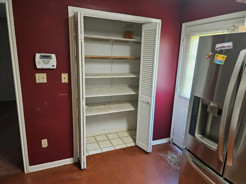 707 Willow Avenue Cleveland, TX 77327