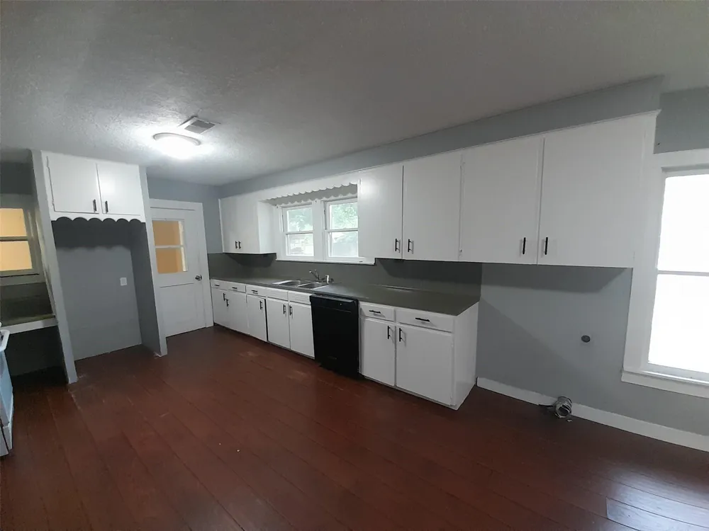 1003 Bob Smith Road Baytown, TX 77521