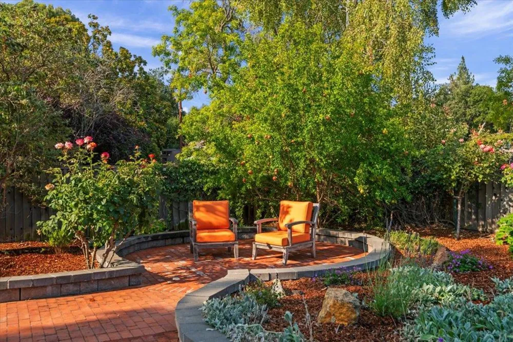 948 Brookgrove Lane Cupertino, CA 95014