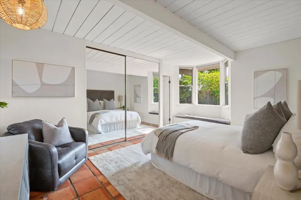 948 Brookgrove Lane Cupertino, CA 95014