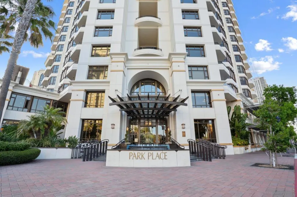 700 W Harbor Dr #705 San Diego, CA 92101
