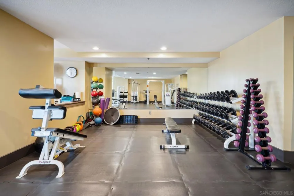 700 W Harbor Dr #705 San Diego, CA 92101
