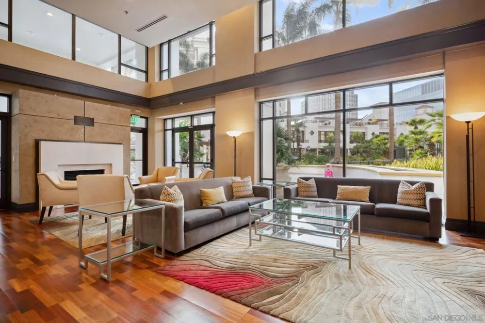 700 W Harbor Dr #705 San Diego, CA 92101