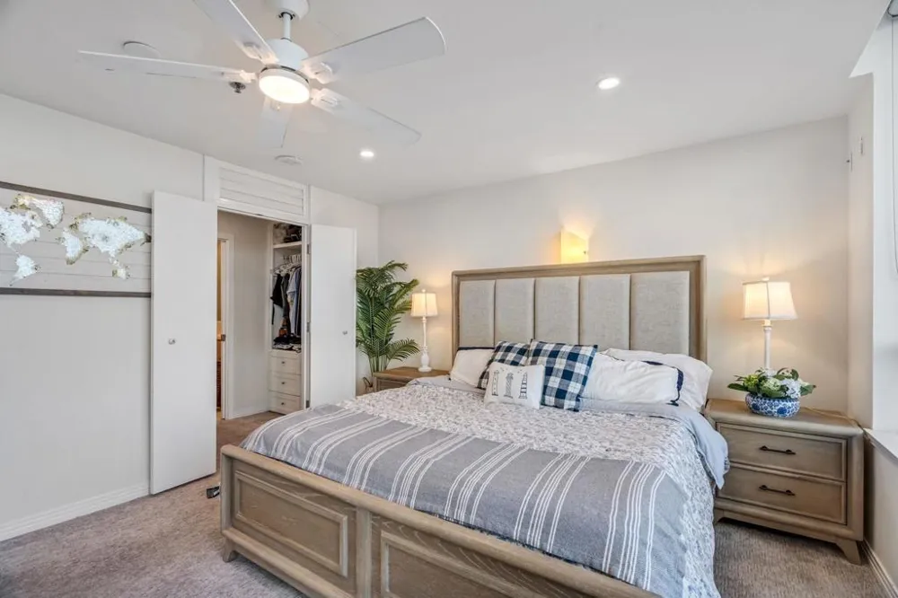 700 W Harbor Dr #705 San Diego, CA 92101