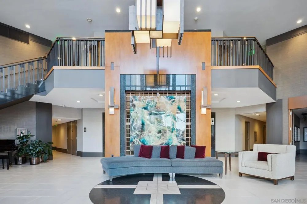 700 W Harbor Dr #705 San Diego, CA 92101