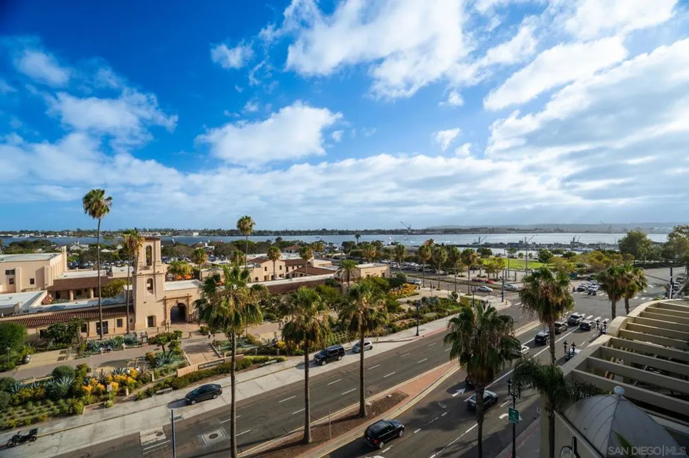 700 W Harbor Dr #705 San Diego, CA 92101