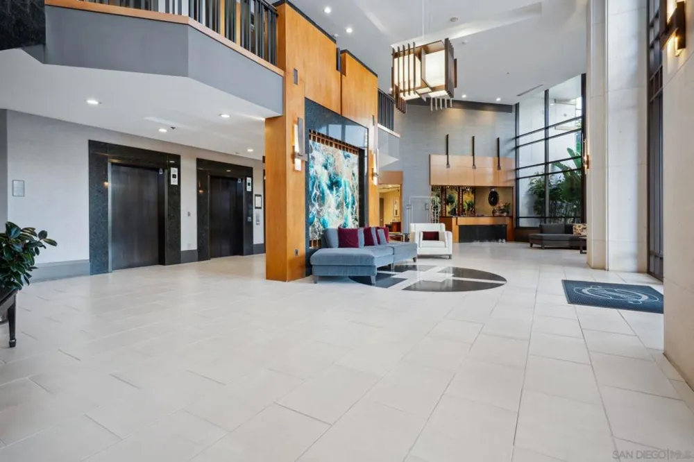 700 W Harbor Dr #705 San Diego, CA 92101