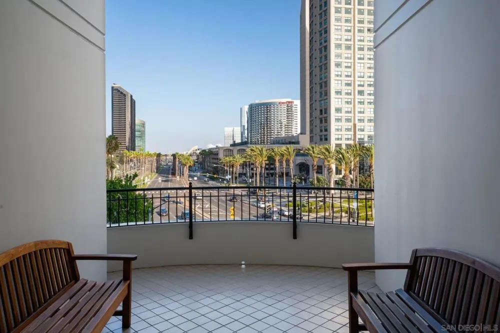 700 W Harbor Dr #705 San Diego, CA 92101