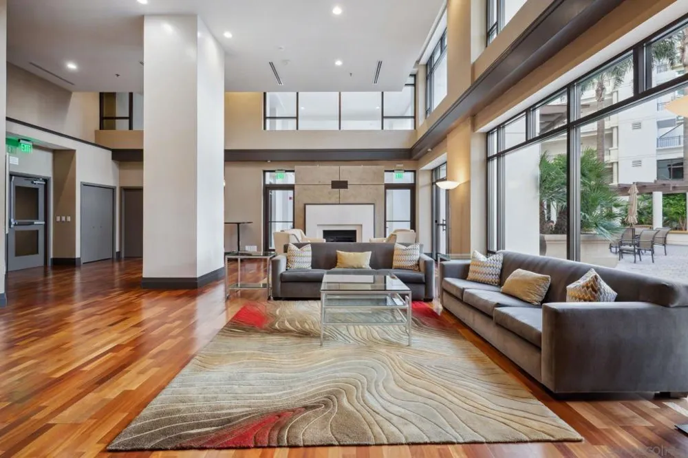 700 W Harbor Dr #705 San Diego, CA 92101