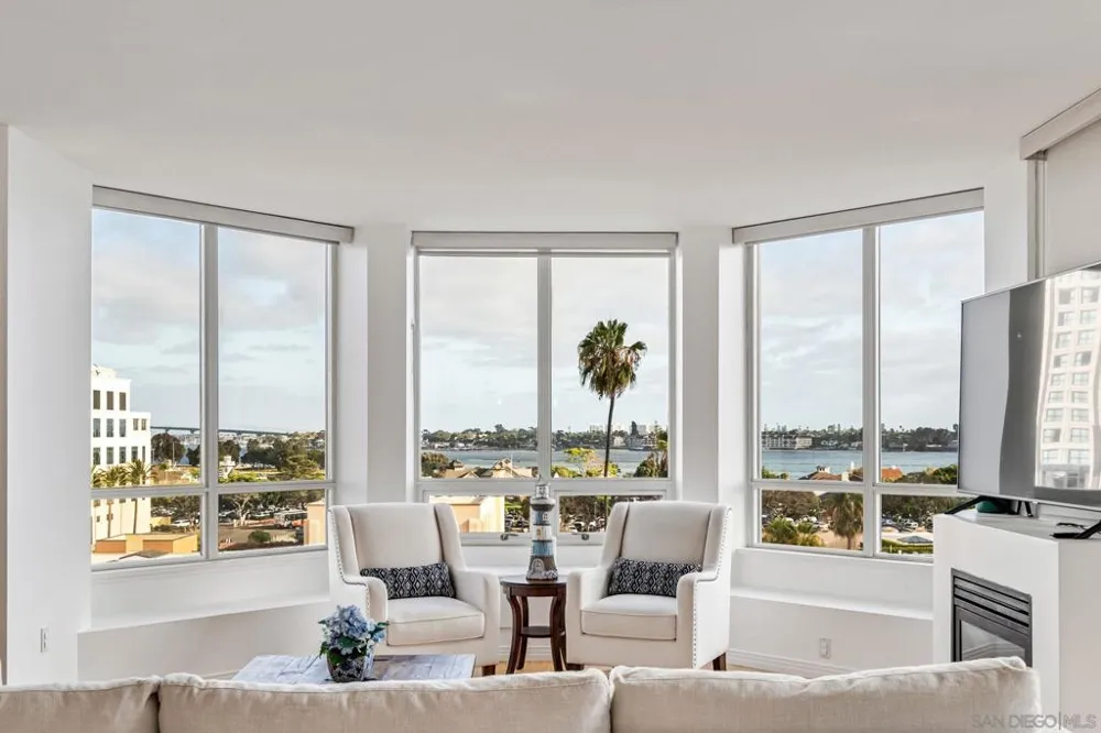 700 W Harbor Dr #705 San Diego, CA 92101