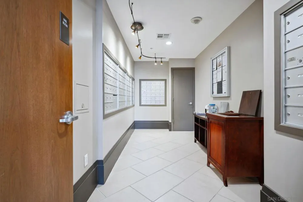 700 W Harbor Dr #705 San Diego, CA 92101
