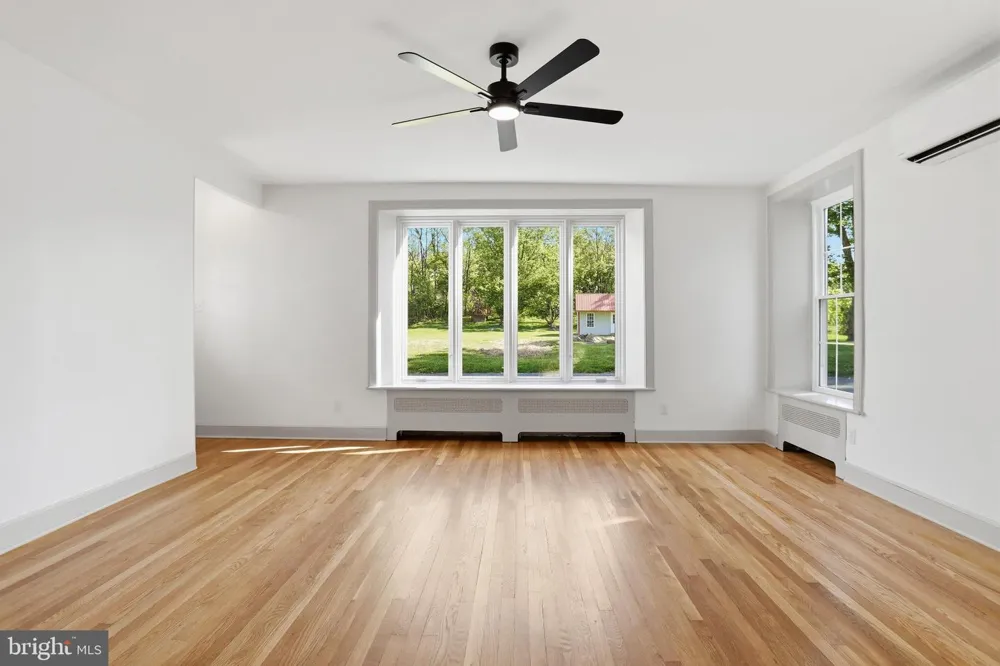 8805 REICHARD ROAD Fairplay, MD 21733