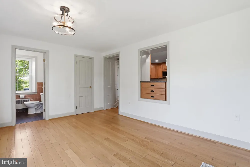 8805 REICHARD ROAD Fairplay, MD 21733