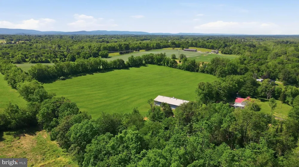 8805 REICHARD ROAD Fairplay, MD 21733