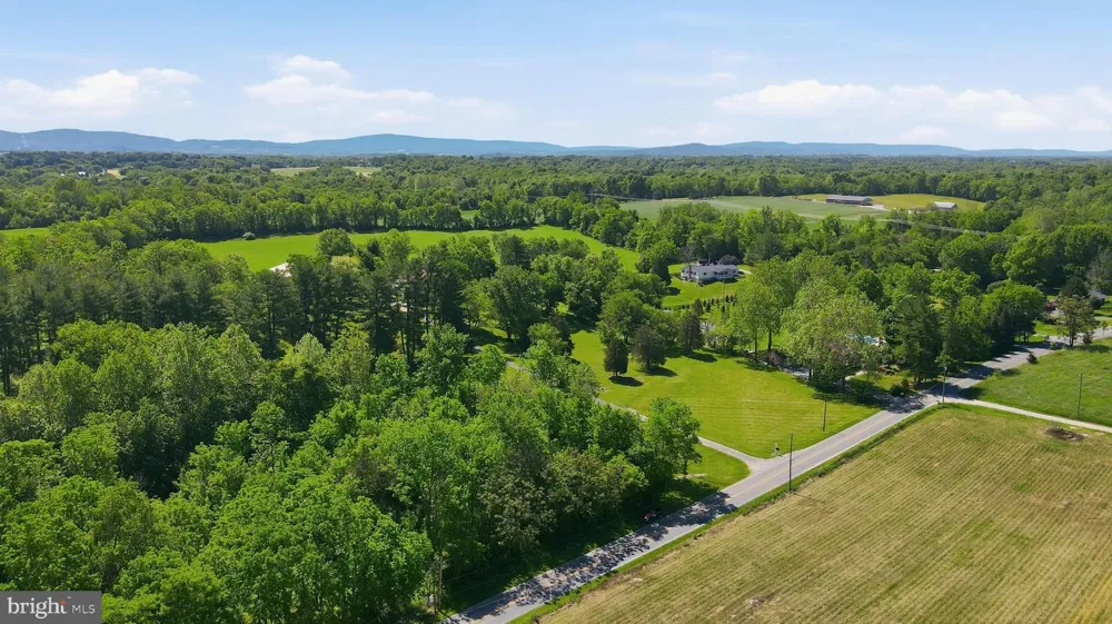 8805 REICHARD ROAD Fairplay, MD 21733
