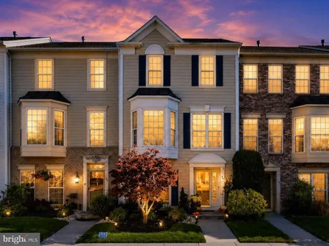 17 LILYBERRY PLACE