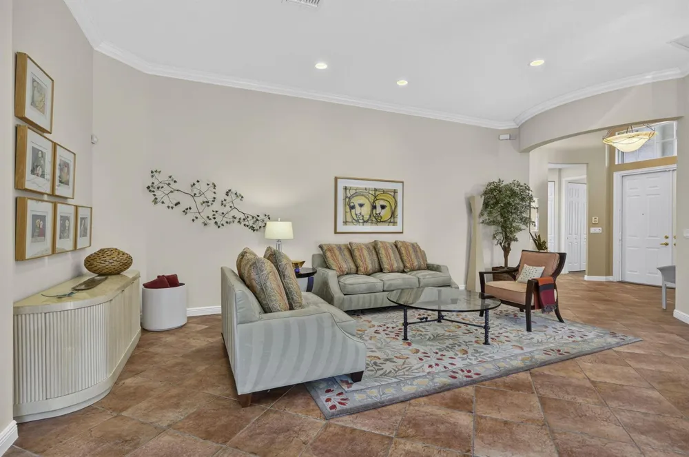 9902 Via Elegante Wellington, FL 33411