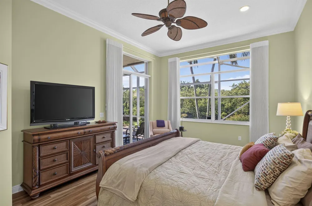 9902 Via Elegante Wellington, FL 33411