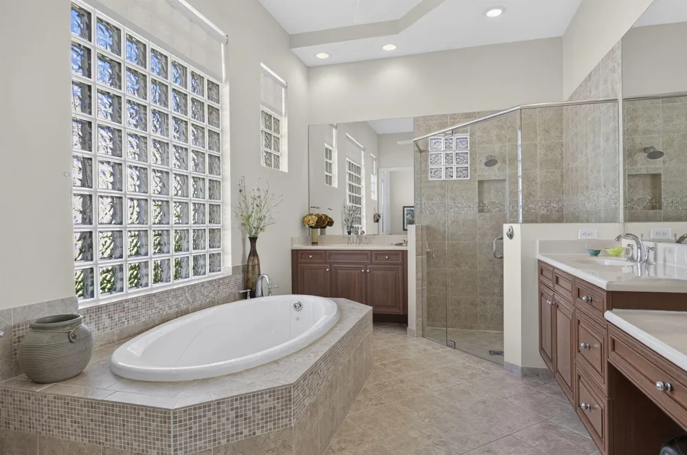 9902 Via Elegante Wellington, FL 33411