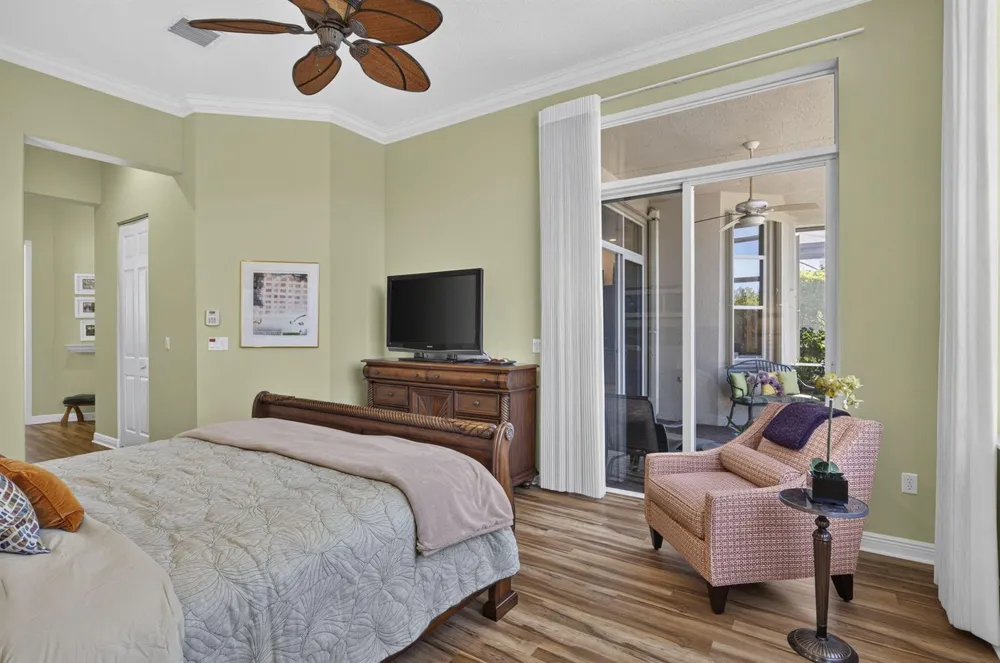9902 Via Elegante Wellington, FL 33411
