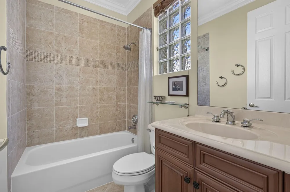 9902 Via Elegante Wellington, FL 33411