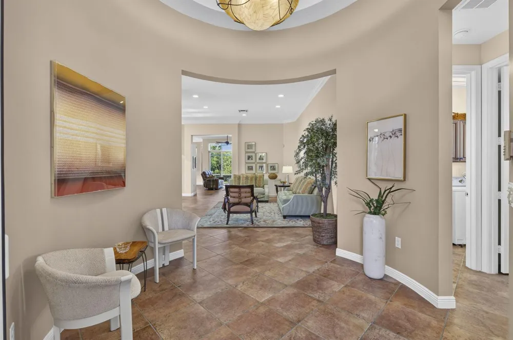 9902 Via Elegante Wellington, FL 33411
