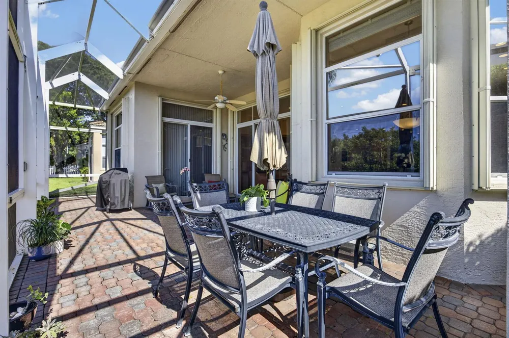 9902 Via Elegante Wellington, FL 33411