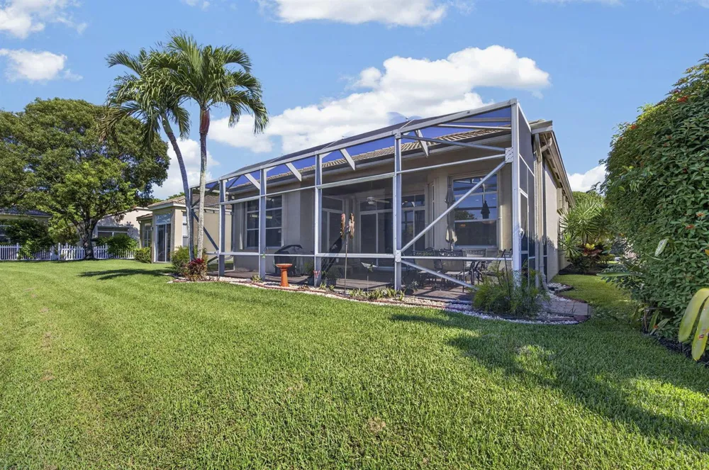 9902 Via Elegante Wellington, FL 33411