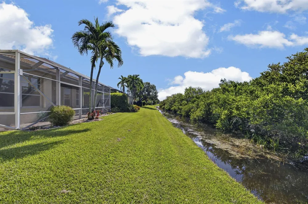 9902 Via Elegante Wellington, FL 33411