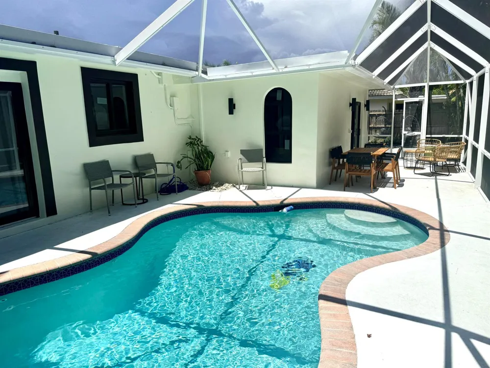 608 NE 24TH AVENUE Pompano Beach, FL 33062