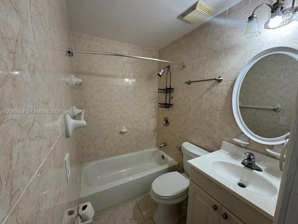 3011 SW 1st Ave #10 Miami, FL 33129