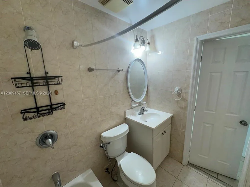 3011 SW 1st Ave #10 Miami, FL 33129