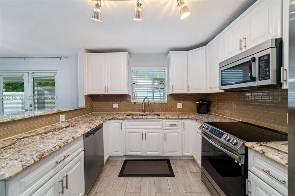 6750 Hope St Hollywood, FL 33024