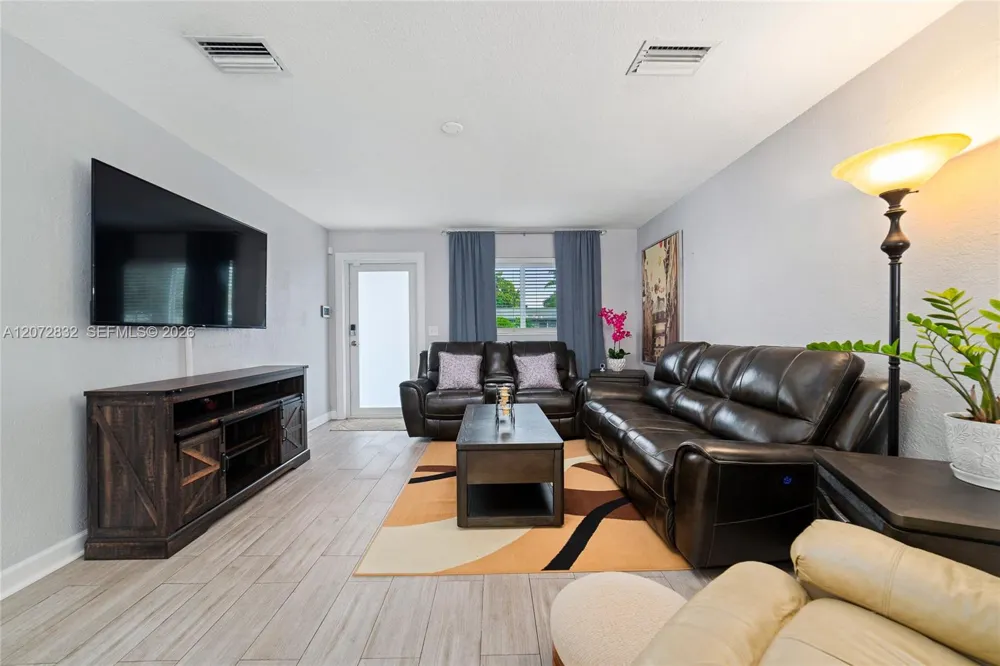 6750 Hope St Hollywood, FL 33024