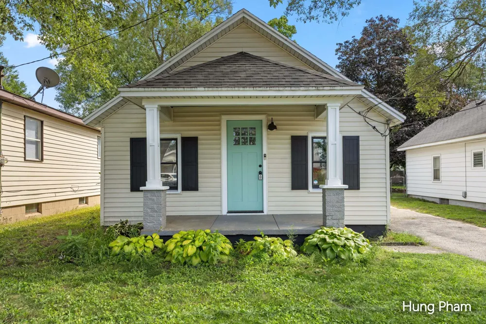 244 Himes Street SE Wyoming, MI 49548