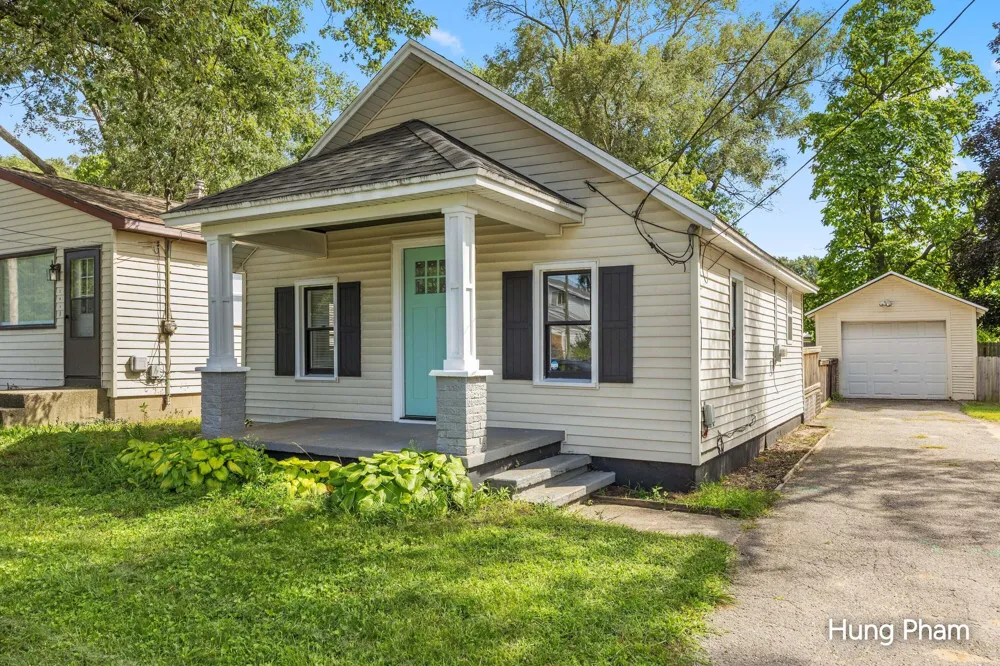 244 Himes Street SE Wyoming, MI 49548