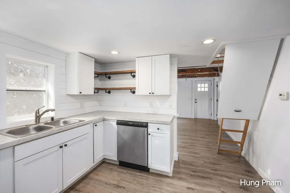 244 Himes Street SE Wyoming, MI 49548
