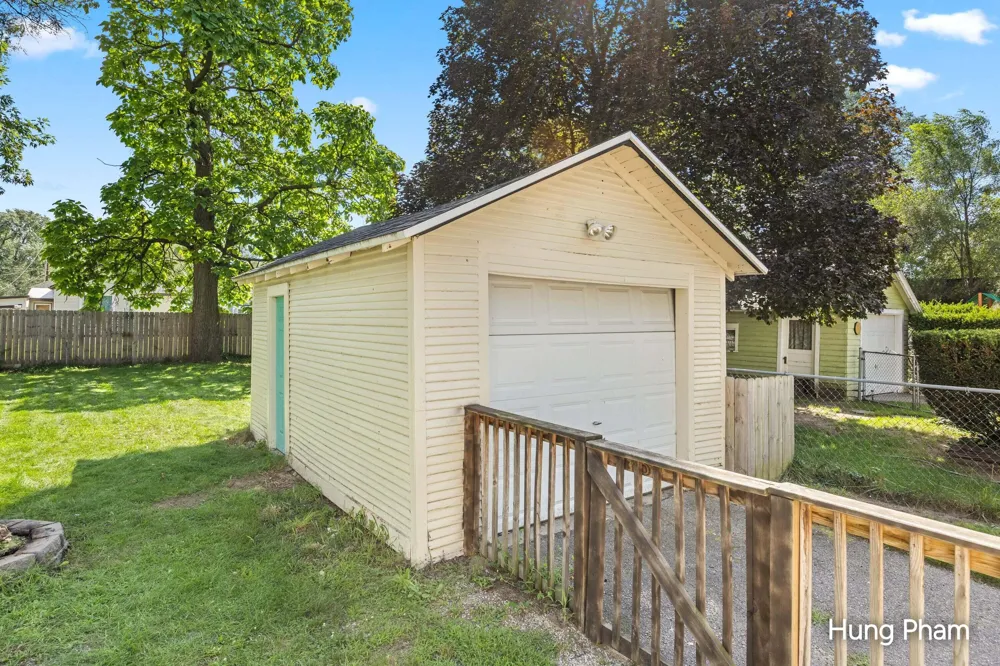 244 Himes Street SE Wyoming, MI 49548
