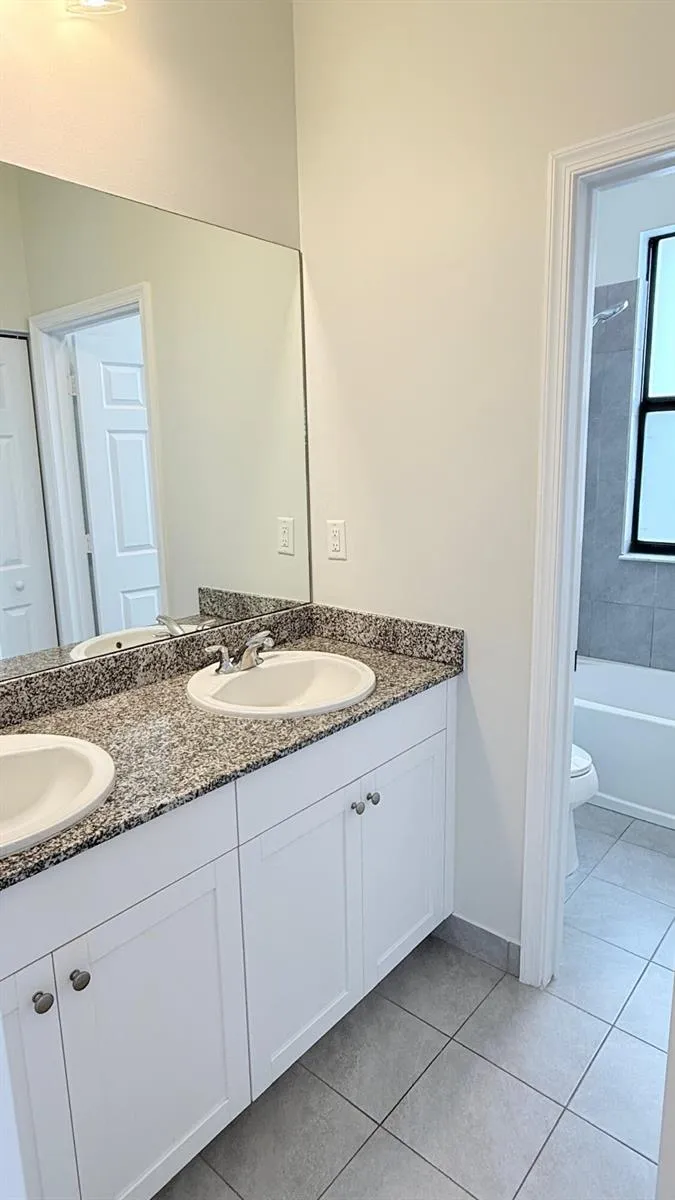 5489 Soria Avenue Ave Maria, FL 34142