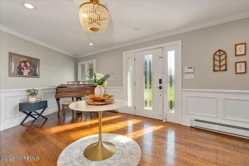 48 Lakeside Avenue Colts Neck, NJ 07722