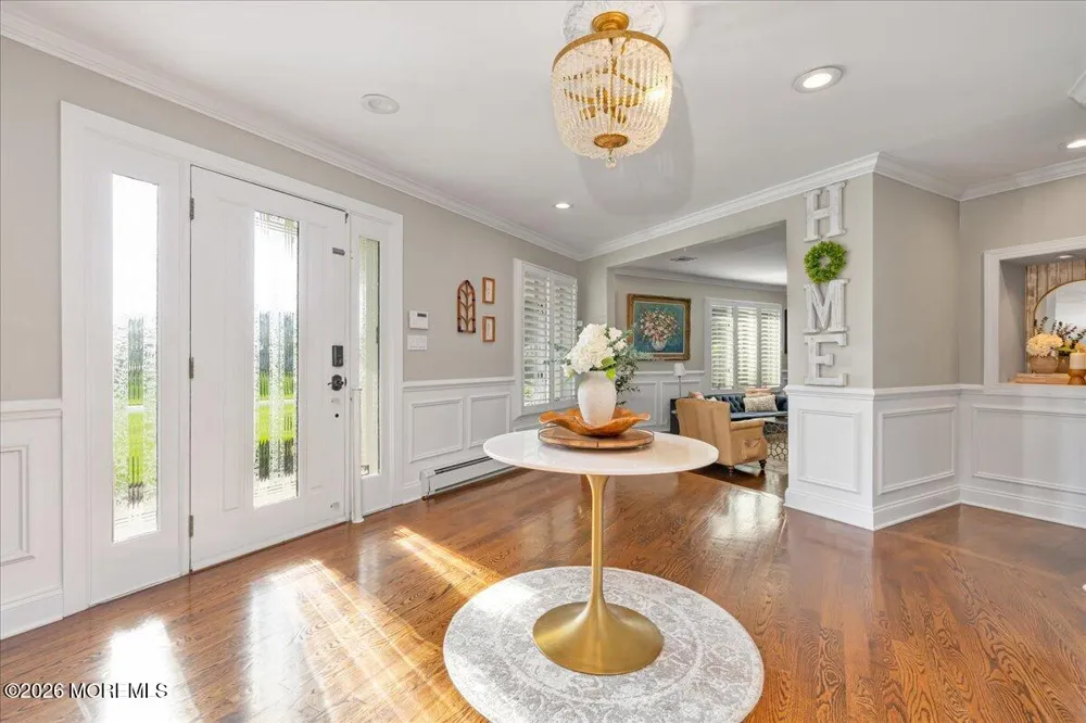 48 Lakeside Avenue Colts Neck, NJ 07722