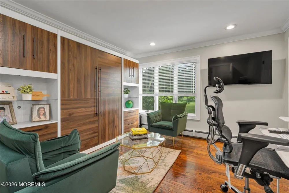 48 Lakeside Avenue Colts Neck, NJ 07722