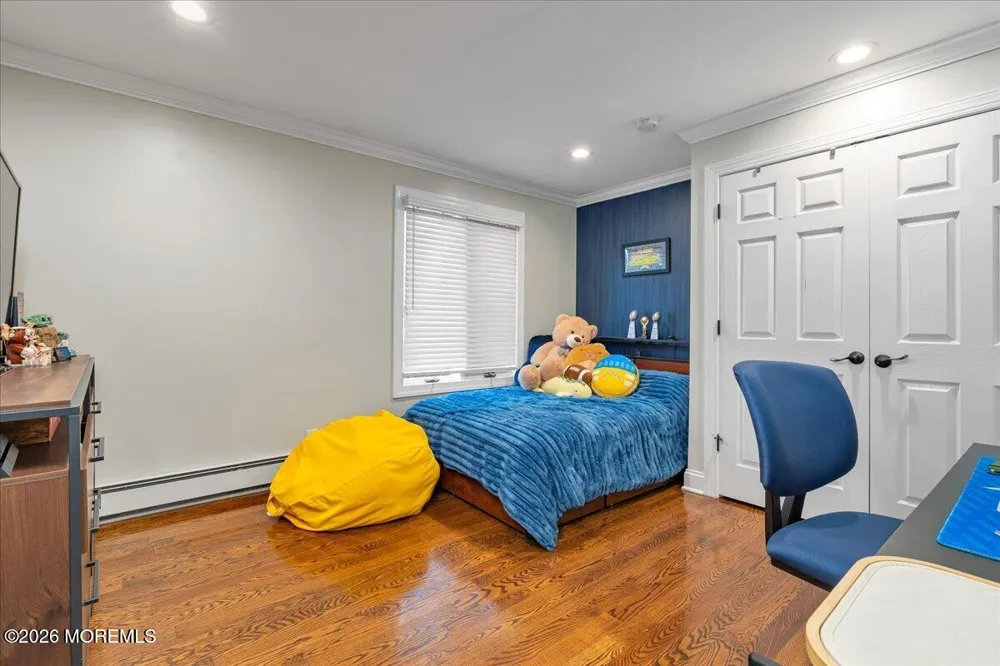 48 Lakeside Avenue Colts Neck, NJ 07722