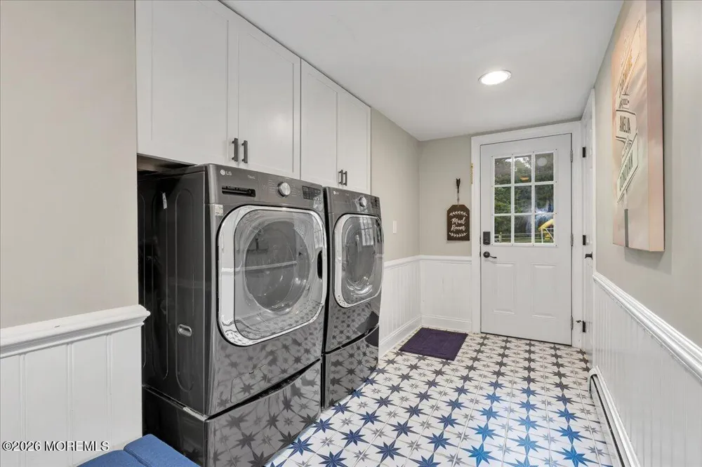 48 Lakeside Avenue Colts Neck, NJ 07722