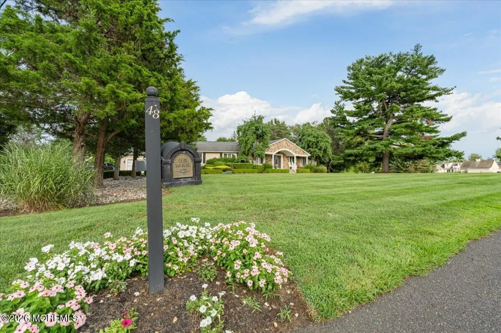 48 Lakeside Avenue Colts Neck, NJ 07722